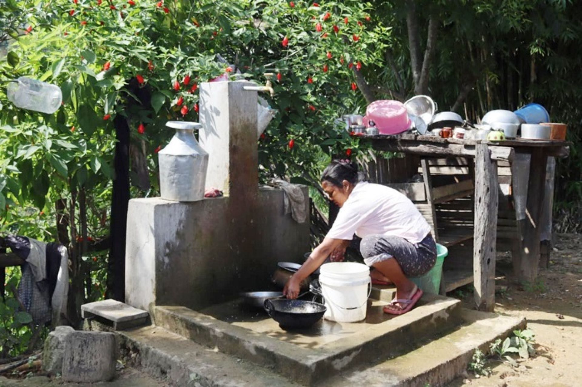 घरमै धारा पुगेपछि हट्यो डोकोमा पानी बोक्ने बाध्यता 